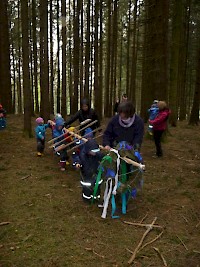 Da kommt der schöne Baum!