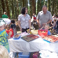 Beim leckeren Buffet bleiben keine Wünsche offen.