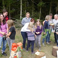 Die "Wurzelbohrer", die "Wolfsaugen" und die "Gmoaschreiber" waren die glücklichen Gewinner der Waldolympiade.