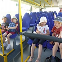 Mit dem Linienbus geht es nach Landshut.