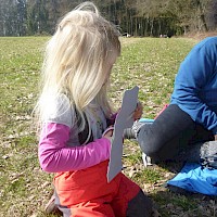 Ohren ausschneiden.....