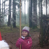 Ein wichtiges Amt: Die Stabhalterin!