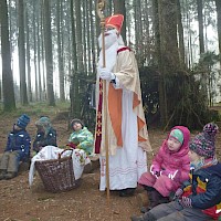 Auf Wiedersehen, bis zum nächsten Jahr! Und bleibt mir alle schön artig!